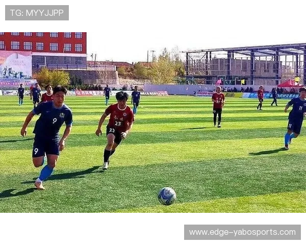 绿茵争锋激战再起,巨星对决引爆本周足球狂潮 绿茵争锋激战再起,巨星对决引爆本周足球狂潮